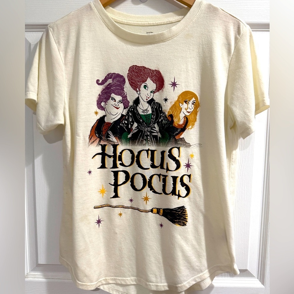 Disney Hocus Pocus Cream Tee